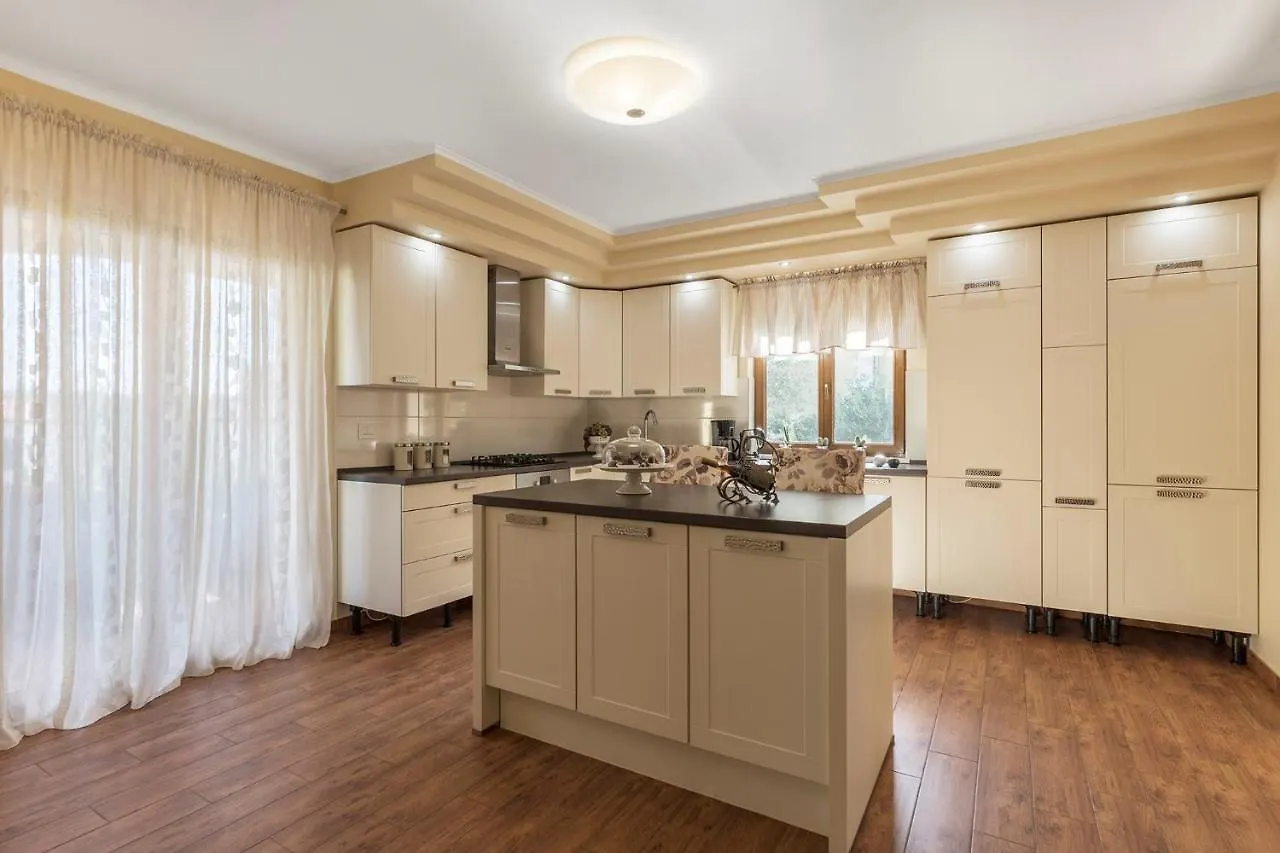 Holiday Home In Vodnjan/Istrien 35464